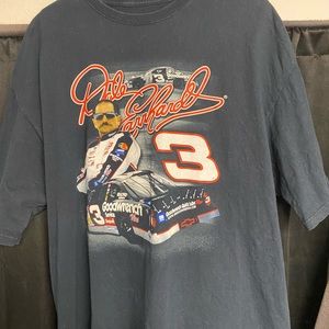 dale earnhardt NASCAR T-shirt 2xl